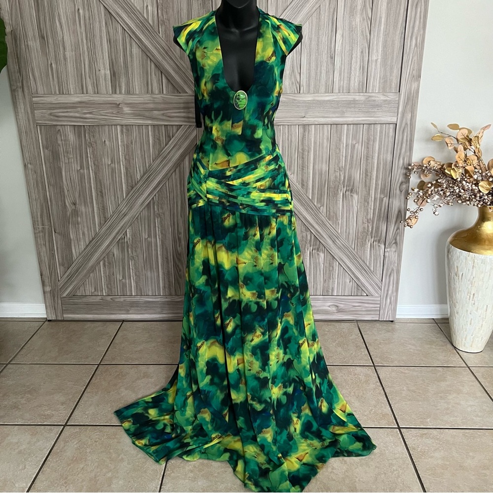 Raisa Vanessa Printed Gown
